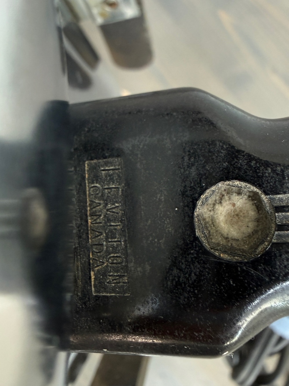 Antique metal plug in toaster
The Brock Snyder MFG Co.
Grimsby, Ont. - Picture 14 of 17